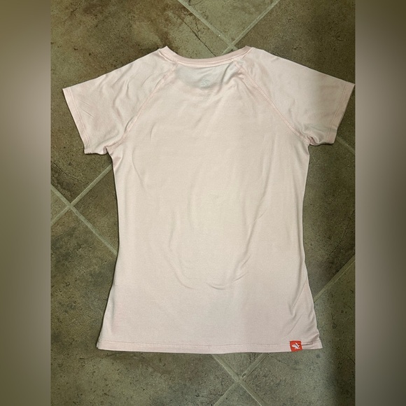💫Rabbit EZ Tee Short Sleeve, XS, Color: Dusty Pink Worn ONCE! Pristine condition - Picture 8 of 12